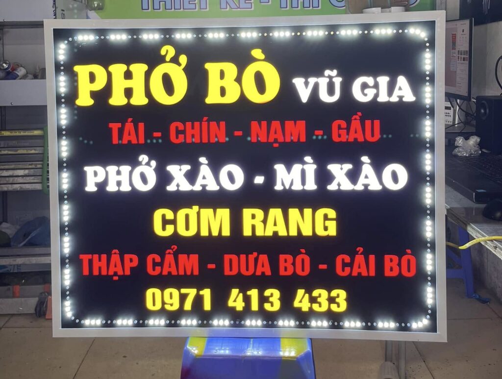 Biển vẫy cắm LED nhà hàng