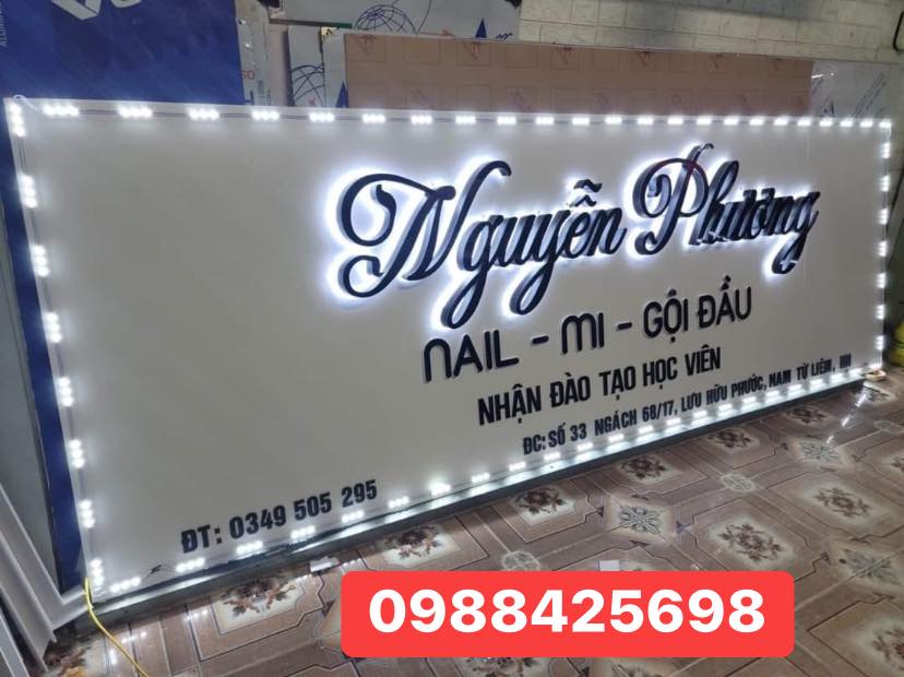 Biển quảng cáo cửa hàng nail mi