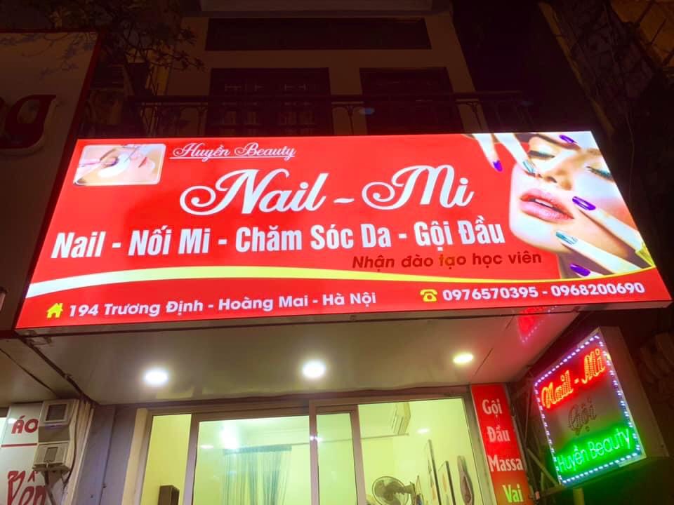Mẫu biển quảng cáo Nail Mi hộp đèn