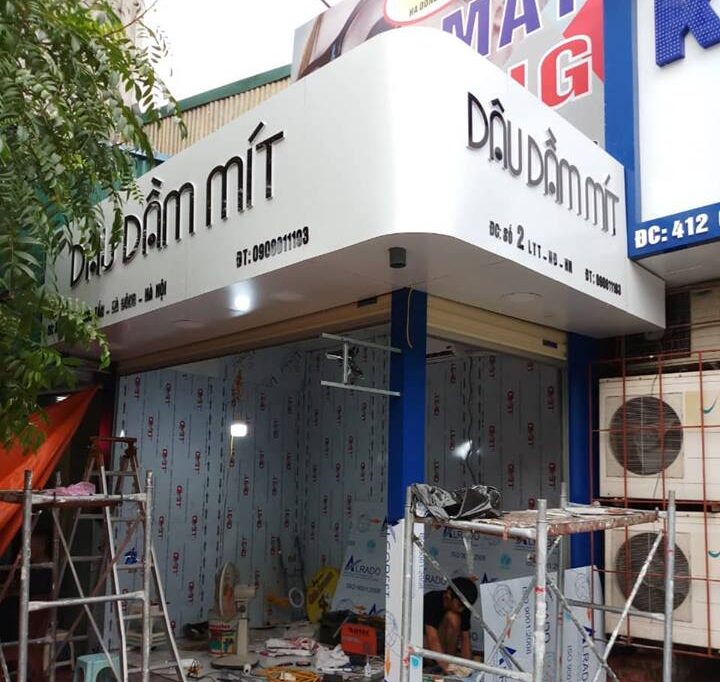 Mẫu biển quảng cáo shop thời trang trẻ em tại Hà Đông - Hà Nội
