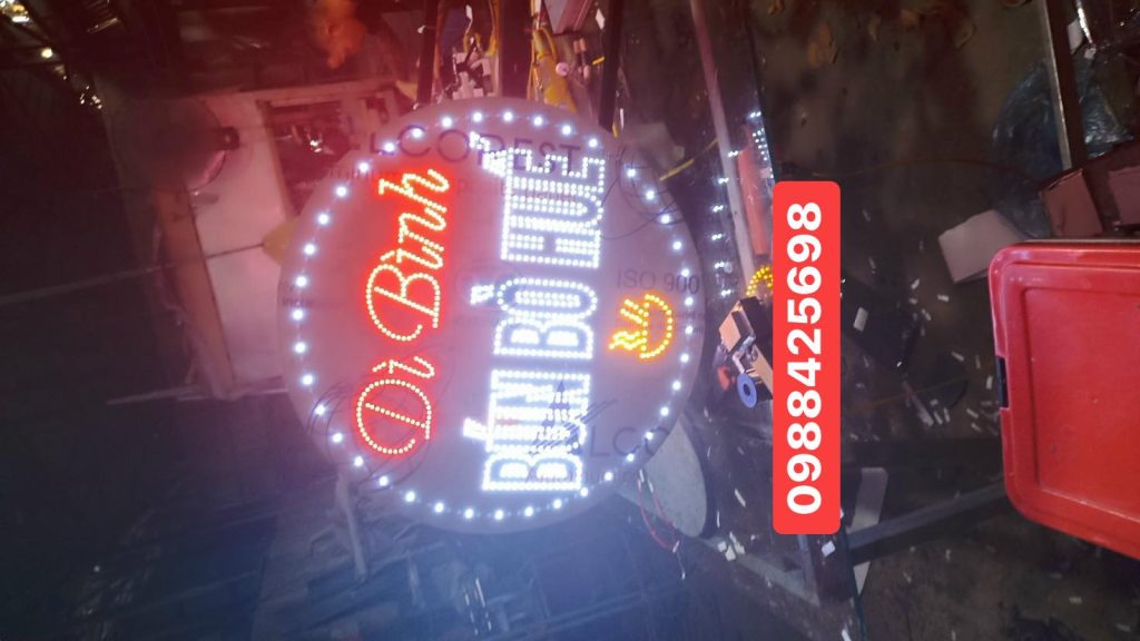 Biển cắm led lập trình nhấp nháy