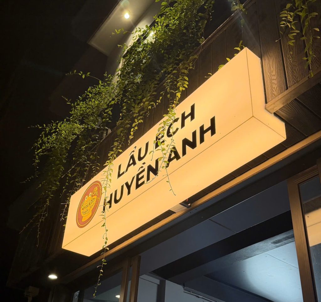 Biển quảng cáo được thiết kế và thi công tại Tây Hồ