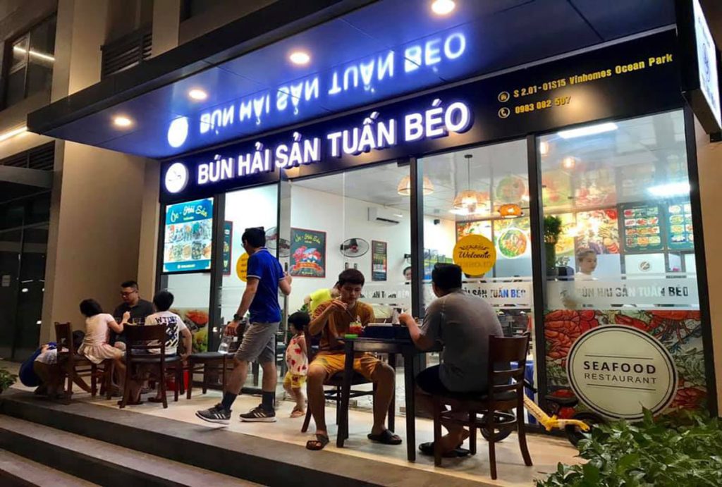 Biển quảng cáo quán Bún hải sản