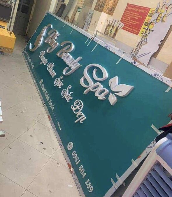 Thi công biển quảng cáo Spa Nail Mi