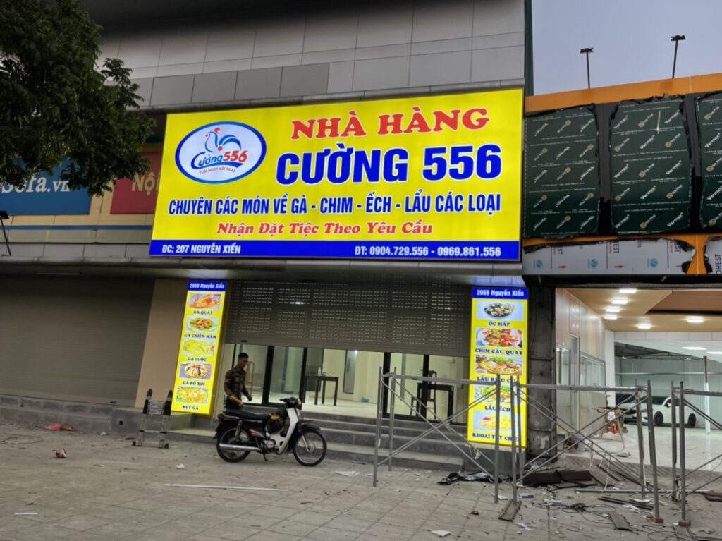 Biển quảng cáo quán lẩu hộp đèn