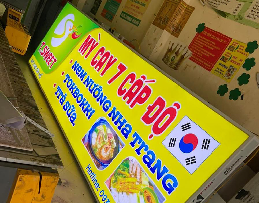 Làm biển quảng cáo quán ăn tại hoàn kiếm