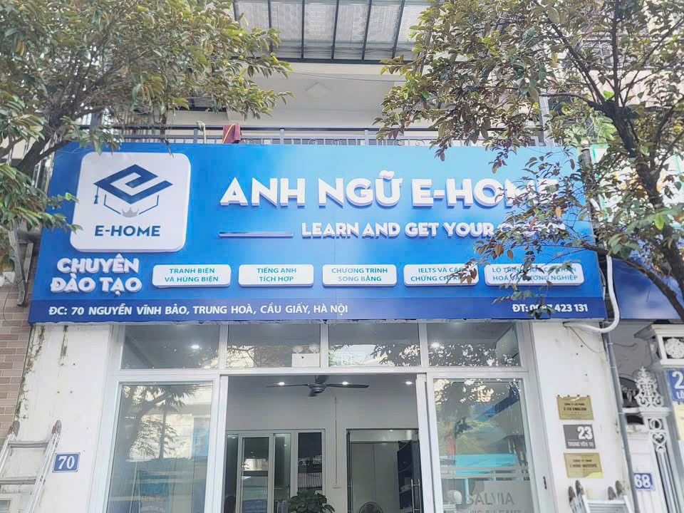 Thi công biển quảng cáo Trung Tâm Tiếng Anh tại Cầu Giấy - Hà Nội