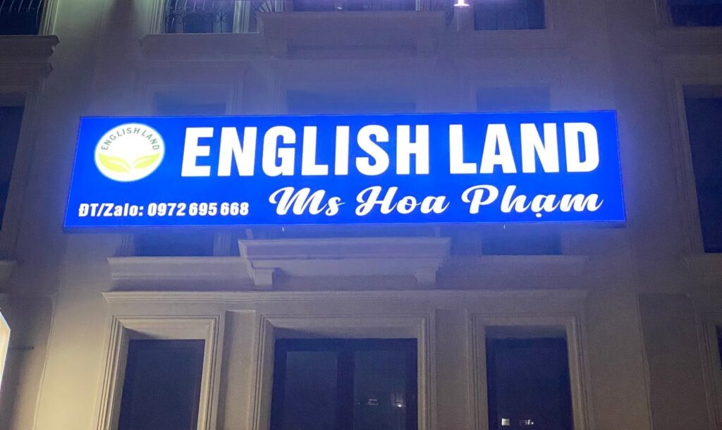 Biển quảng cáo hộp đèn bạt 3M cho trung tâm tiếng Anh