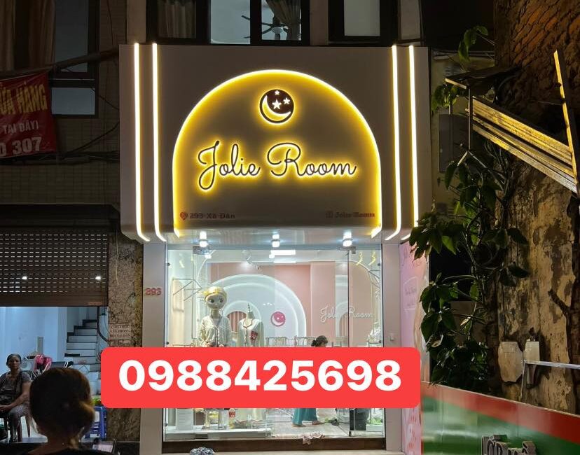 Công trình biển quảng cáo shop thời trang Jolie Room tại 293 Xã Đàn
