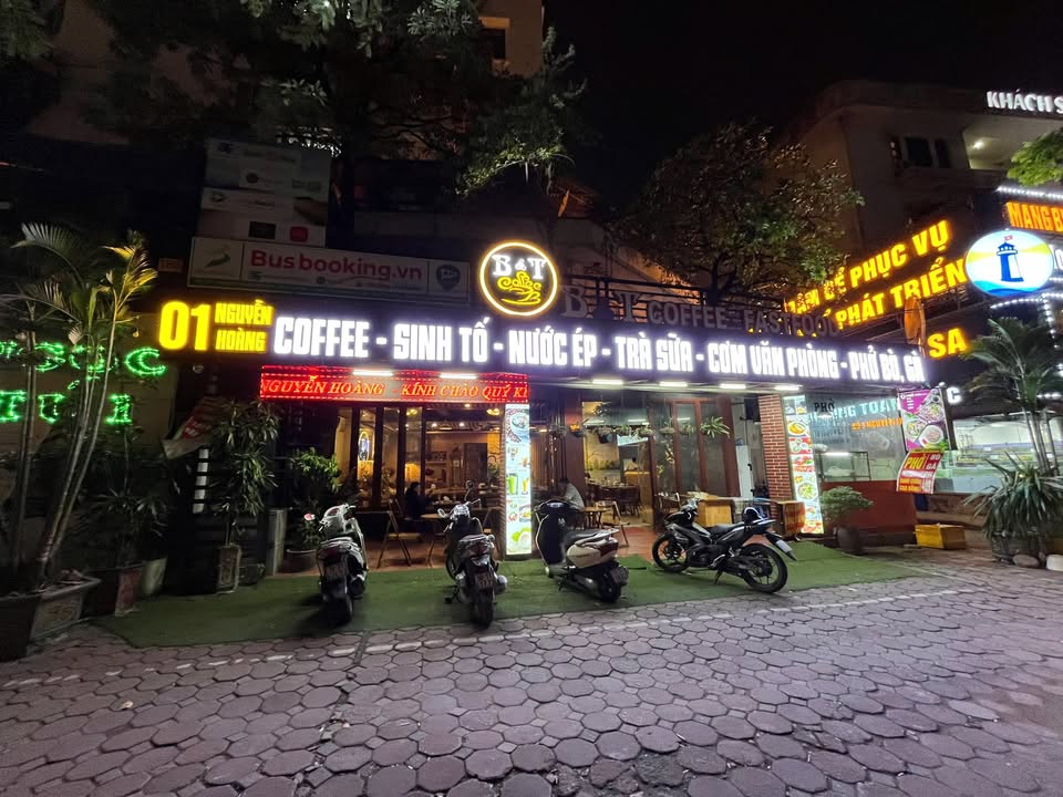 Thi công biển chữ nổi tại cửa hàng