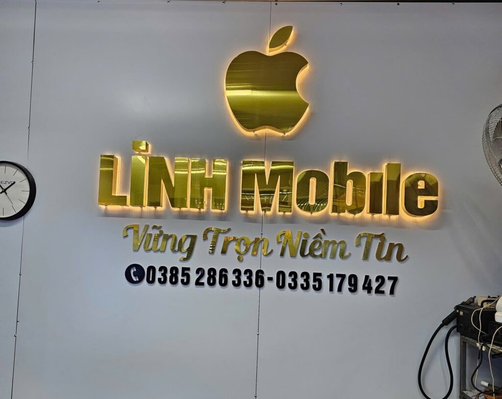 Mẫu chữ nổi alu gương vàng dán tường