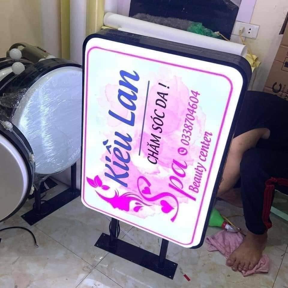 Biển vẫy mica Hà Đông