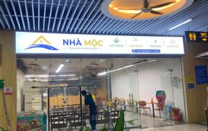 Làm biển hộp đèn cửa hàng tại Hà Nội