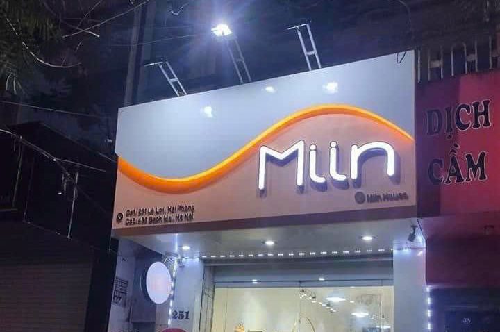 Mẫu biển cửa hàng mỹ phẩm