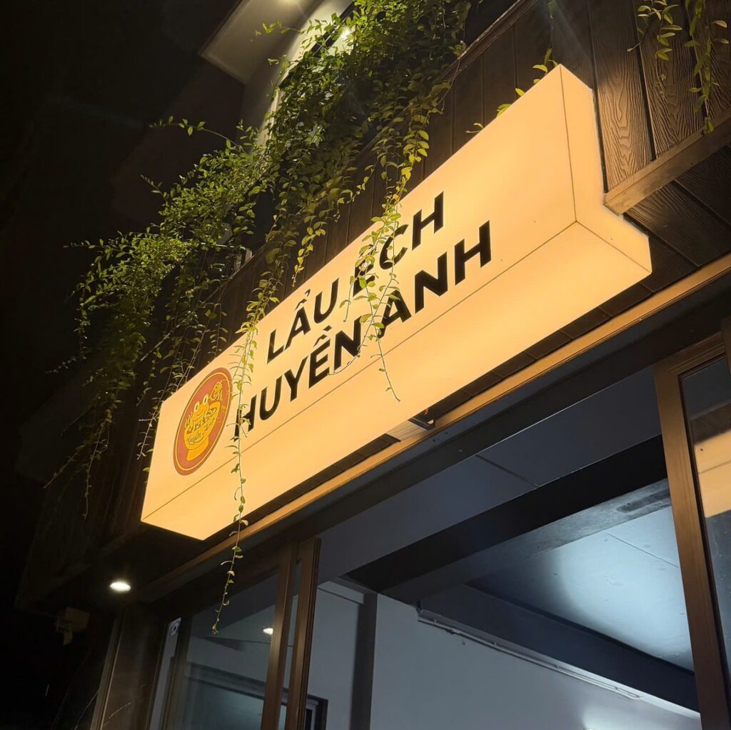 Biển hiệu Nhà hàng quán lẩu